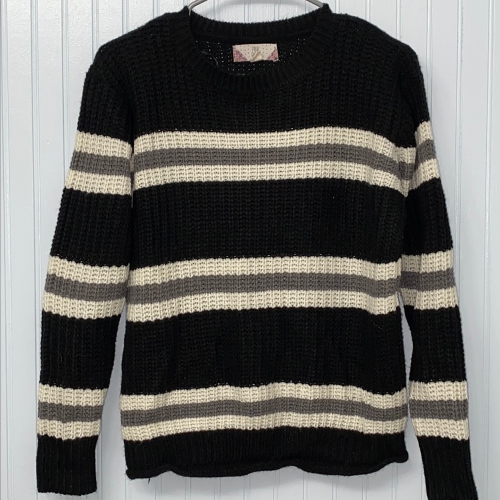 Black & White sweater